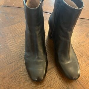 Naturalizer Black Leather Ankle Booties  Zipper Women’s Size 9.5 Block Heel NEW